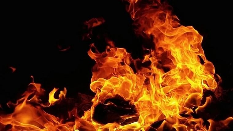 Mother-daughter burnt alive for resisting rape in Arwal district