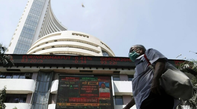 Sensex, Nifty rise amid positive global cues.